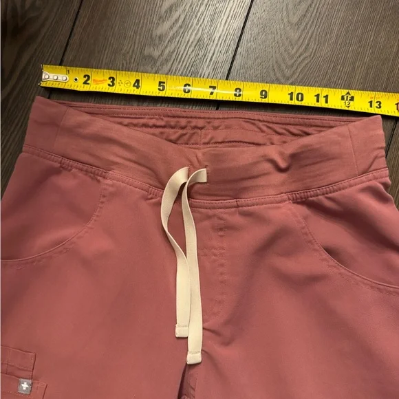 Figs Women's Scrub Pants in Mauve with Cream Drawstring - Picture 4 of 7